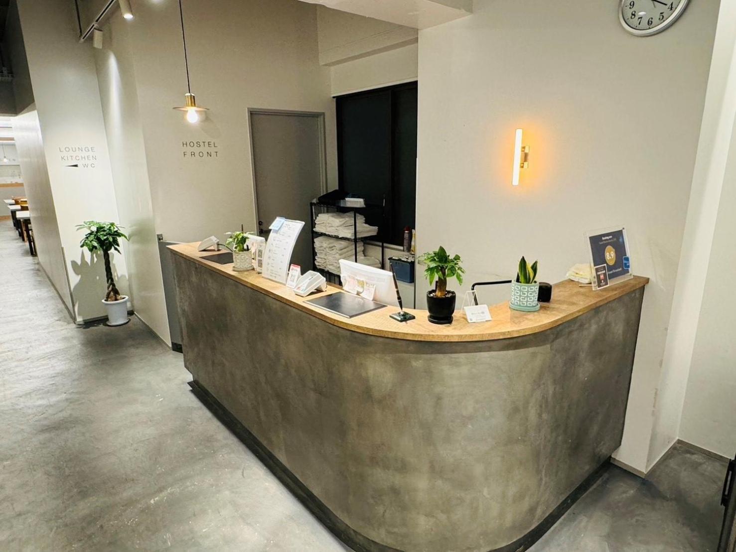 White Hostel Shinsaibashi Osaka Dış mekan fotoğraf