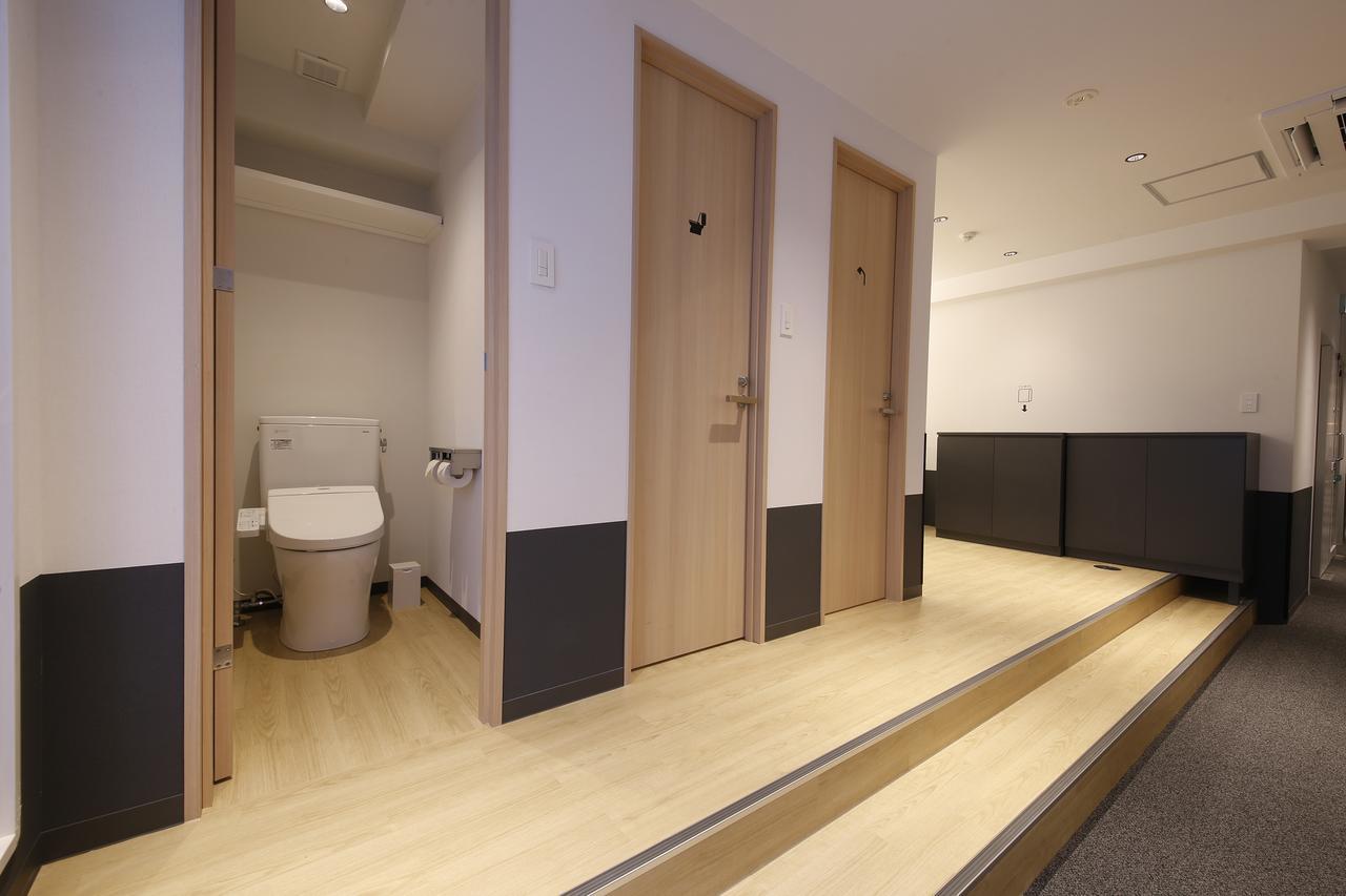 White Hostel Shinsaibashi Osaka Dış mekan fotoğraf